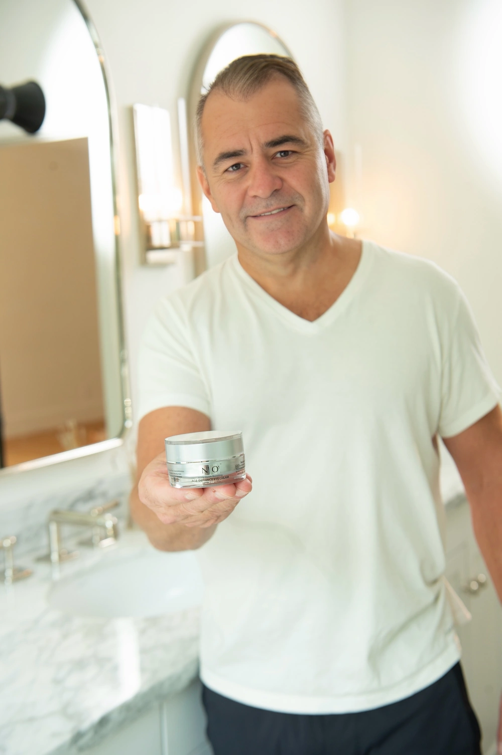 N1o1-Dr.-Nathan-S-Bryan-Nitric-Oxide-Boosting-Eye-Cream